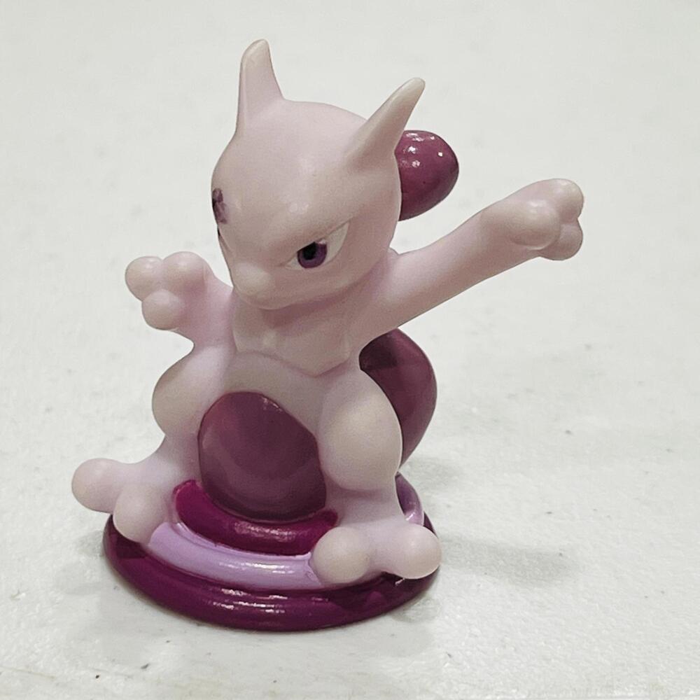 Mewtwo Pokémon finger puppet Gotta Catch em All Nintendo Bandai 2006